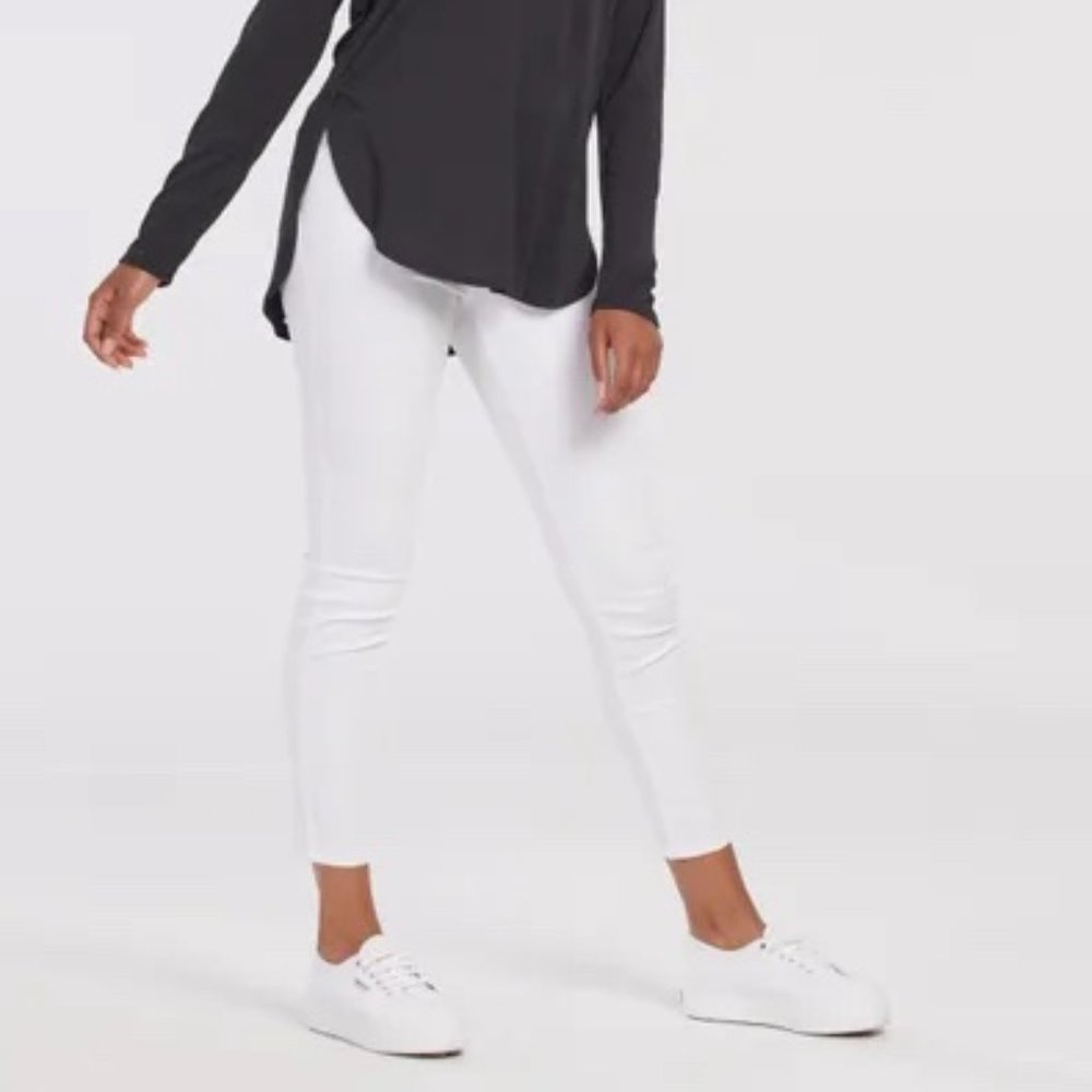 Tribal white ankle jeggings